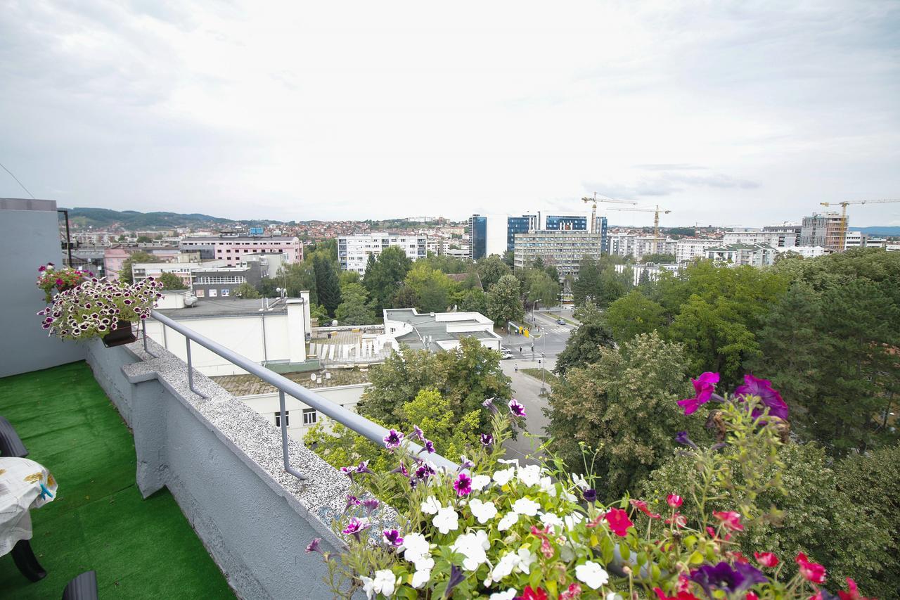 Apartman Penthaus U Strogom Centru Banja Luke Banja Luka Exterior foto